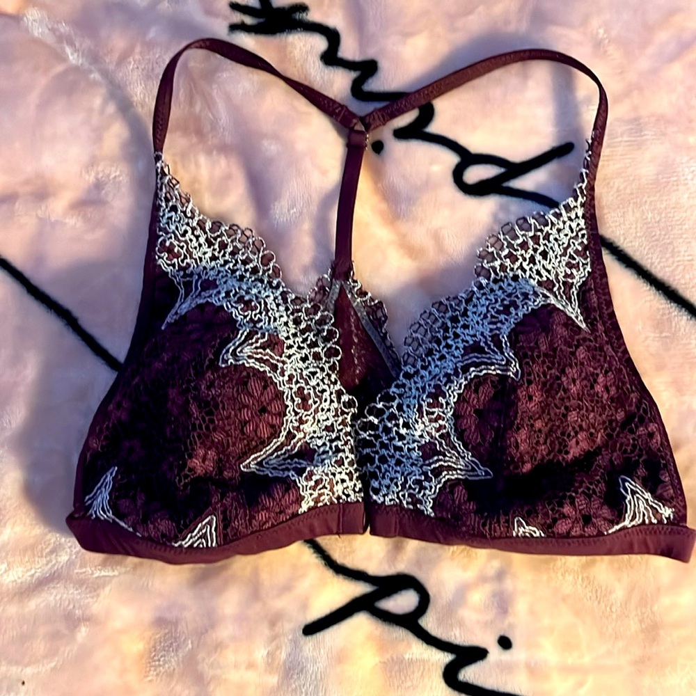 Triangle Bra - image 1
